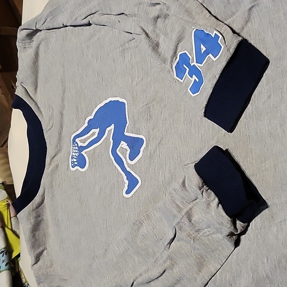 REVERSIBLE, Michael Jordan long sleeve tshirt.